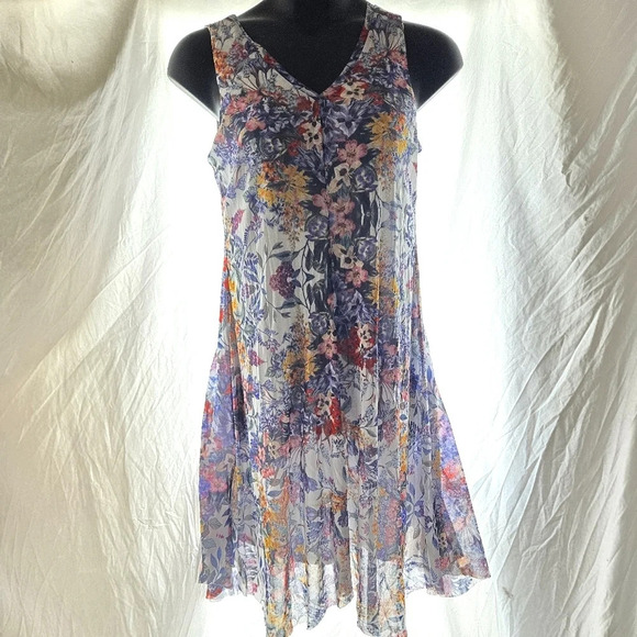 Tahari Dresses & Skirts - Tahari Floral Net Dress